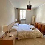 Bilocale Grazioso Montefiorito דירה