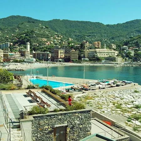 Bilocale Grazioso Montefiorito Апартаменты Рекко