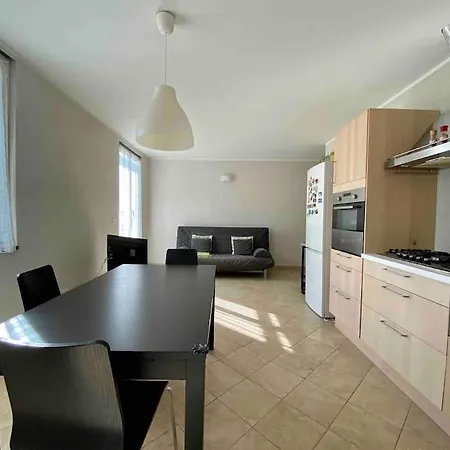 Bilocale Grazioso Montefiorito 렉코